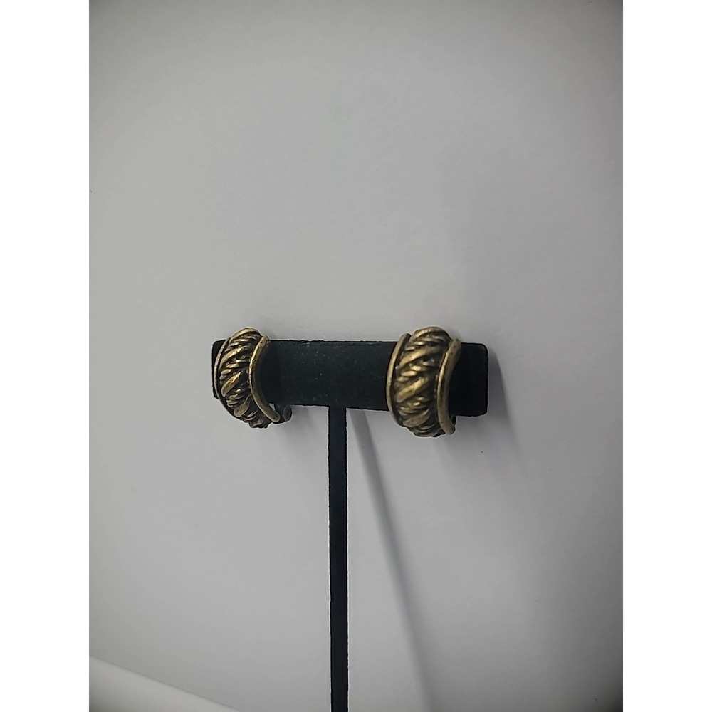 Vintage Earrings‎ Clip On Huggie Gold Tone Hoops Jewelry Costume